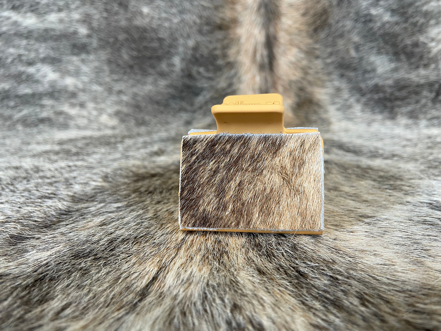 2” Mustard Hair Clip with Light Brindle Hair On Cowhide