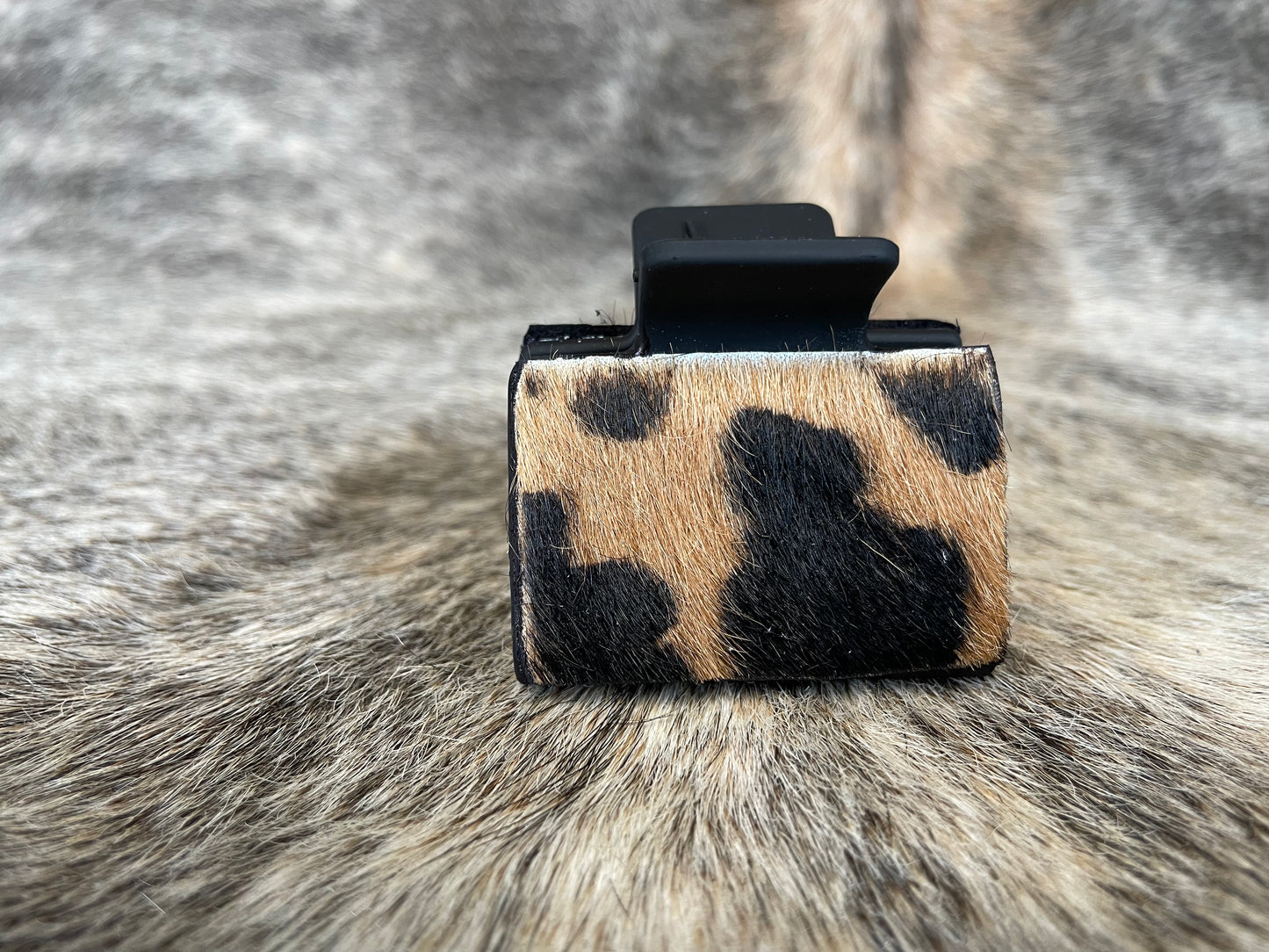 2” Black Hair Clip with Leopard Hair On Cowhide